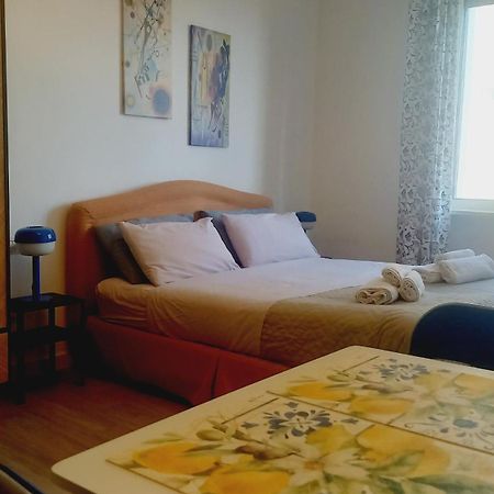 Le Case Di Ale - Holiday Homes Salerno Kültér fotó