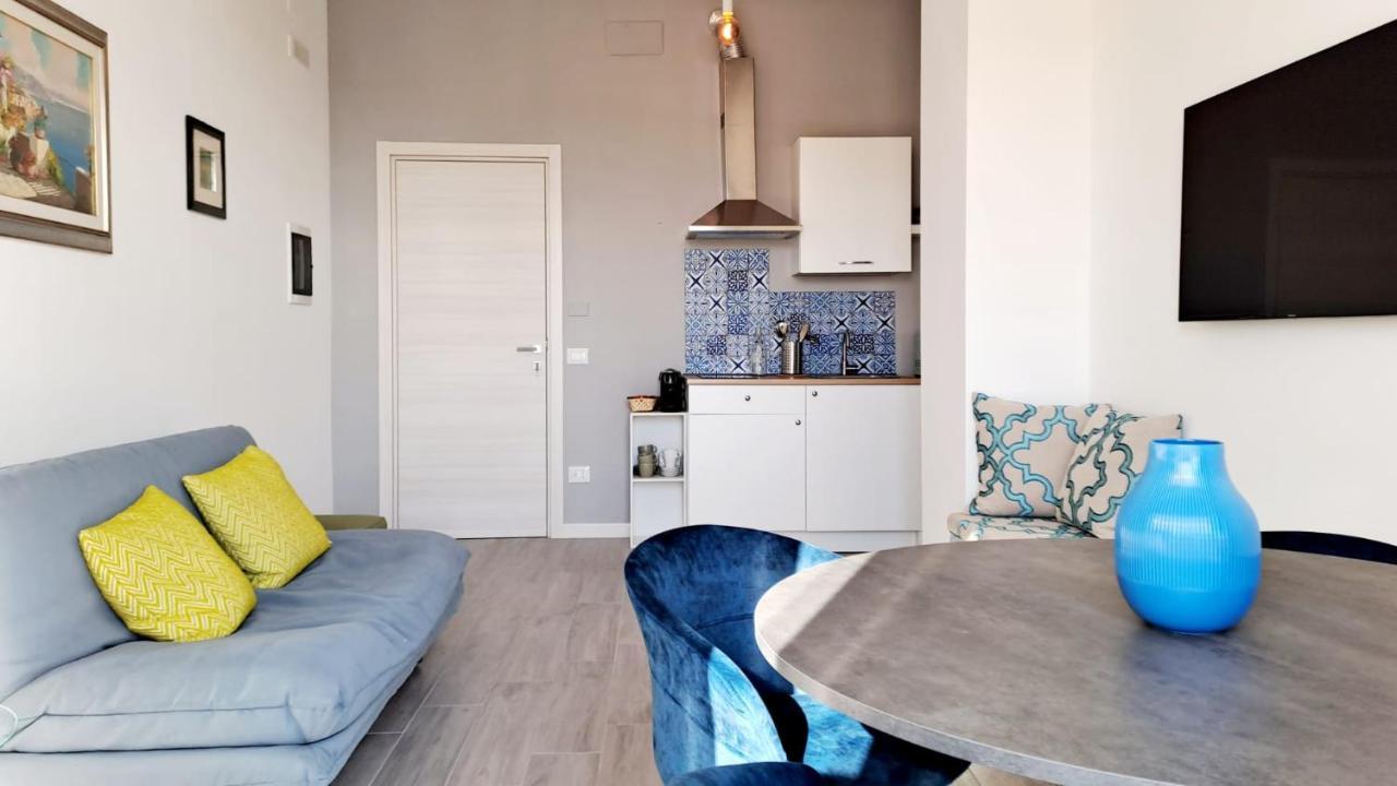 Le Case Di Ale - Holiday Homes Salerno Kültér fotó