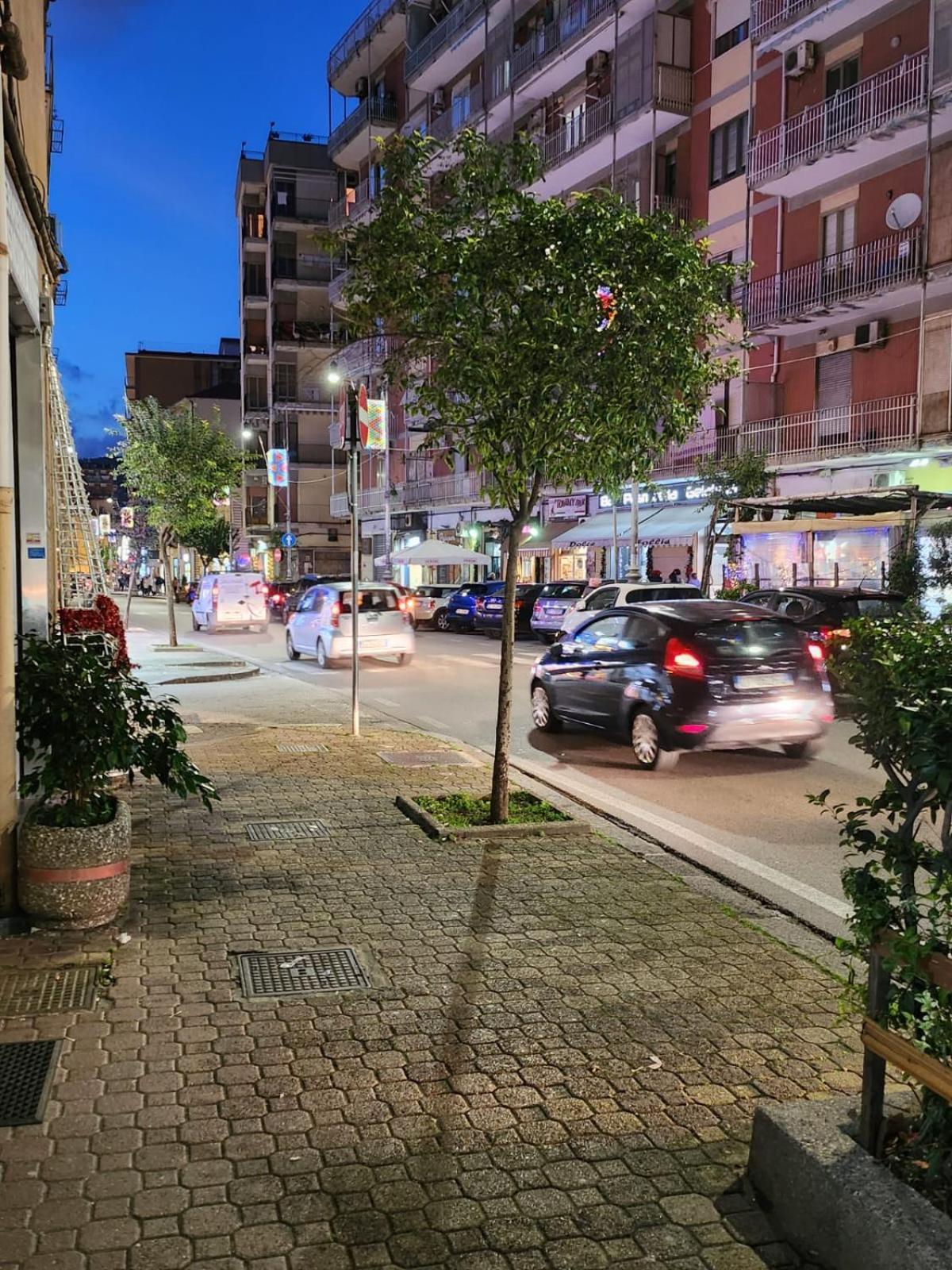 Le Case Di Ale - Holiday Homes Salerno Kültér fotó