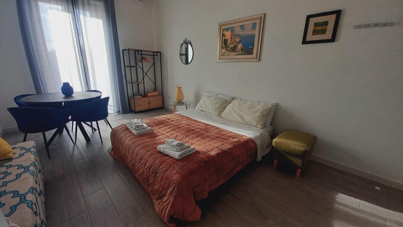 Le Case Di Ale - Holiday Homes Salerno Kültér fotó